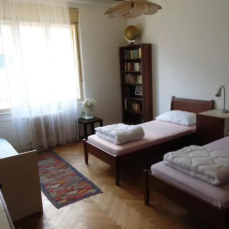 Appartement Central 2bedrooms Apt Near Bus/railway Station